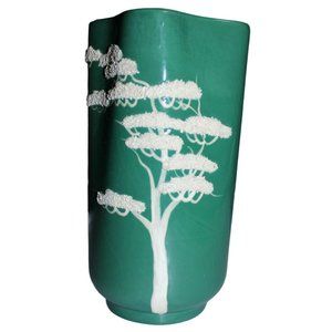 Oriental design ceramic vase green with crushed ivory colored accents.